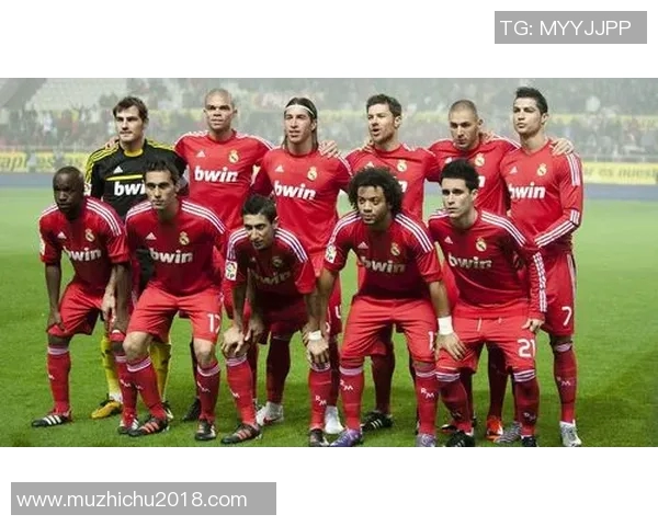 足球明星针织帽时尚搭配大全精选图片展示与潮流解析 足球明星针织帽时尚搭配大全精选图片展示与潮流解析